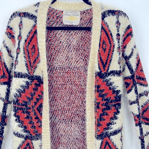 Parisian Collection Aztec Cardigan - Picture 2 of 3